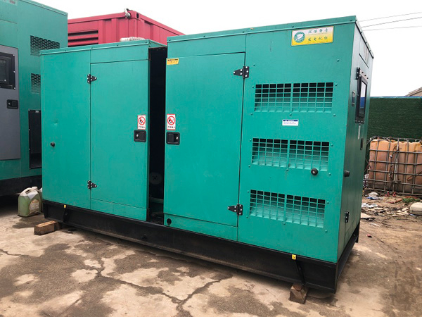 阳城怎样合理控制磷酸铁锂蓄电池的充放电倍率以延长其使用寿命？